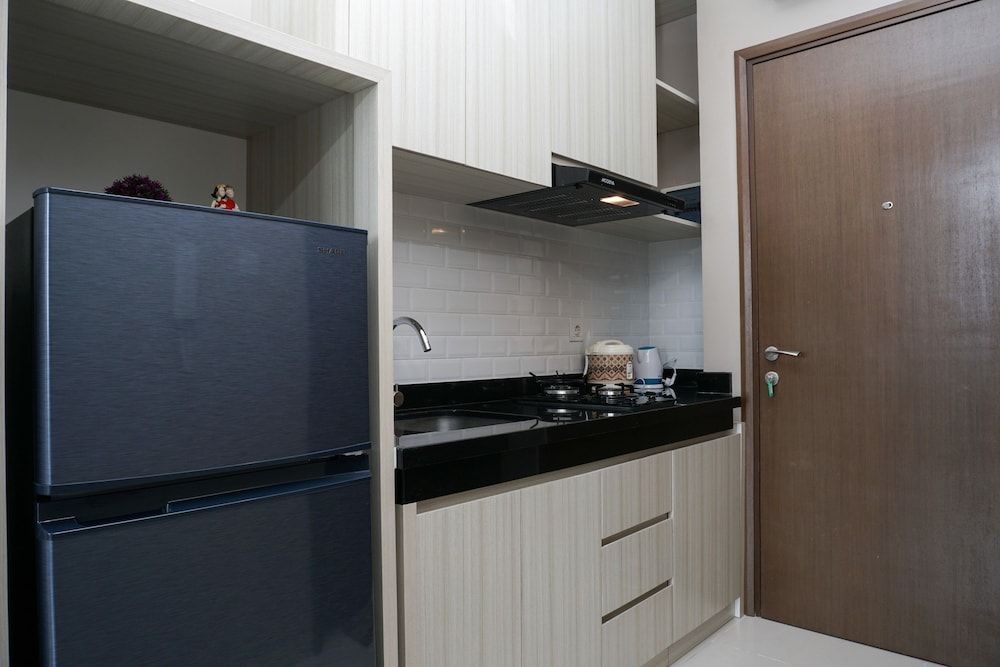Comfy Studio Ciputra International Apartment Room 11