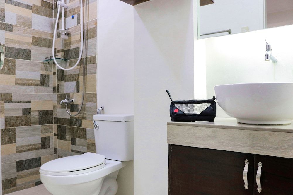 undefined RedDoorz @ Junquera Extension Cebu 10