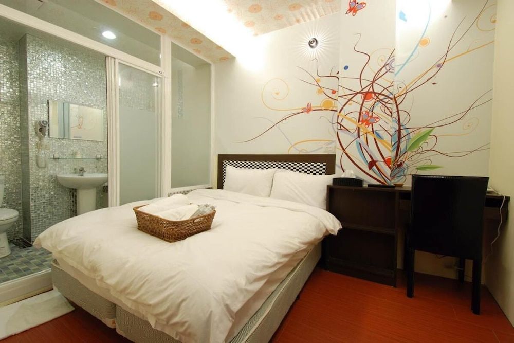 undefined Happiness Inn 10