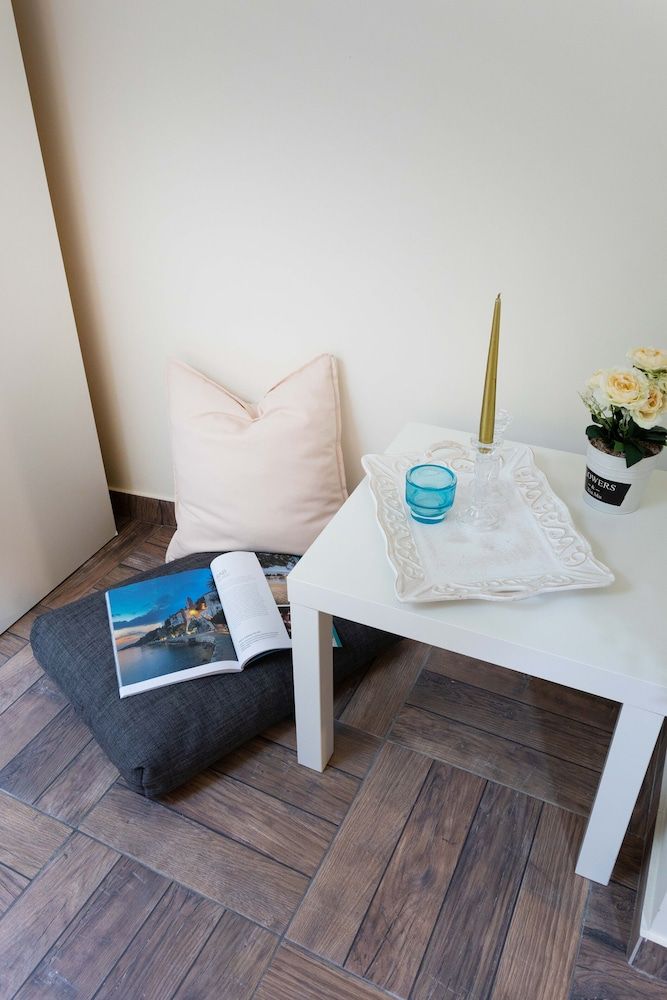 undefined Cozy and Modern Studio Near City Center 8