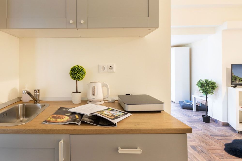 undefined Cozy and Modern Studio Near City Center 9