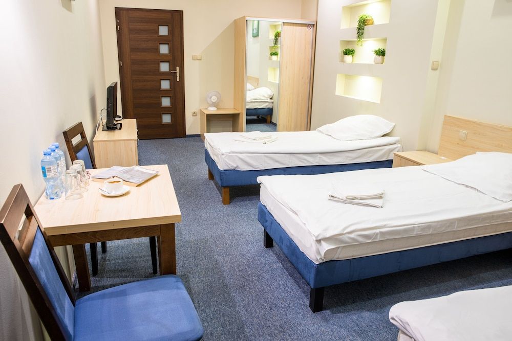 Hotel Kardamon Triple Room 2