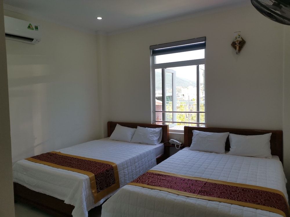 Double Room, Mountain View