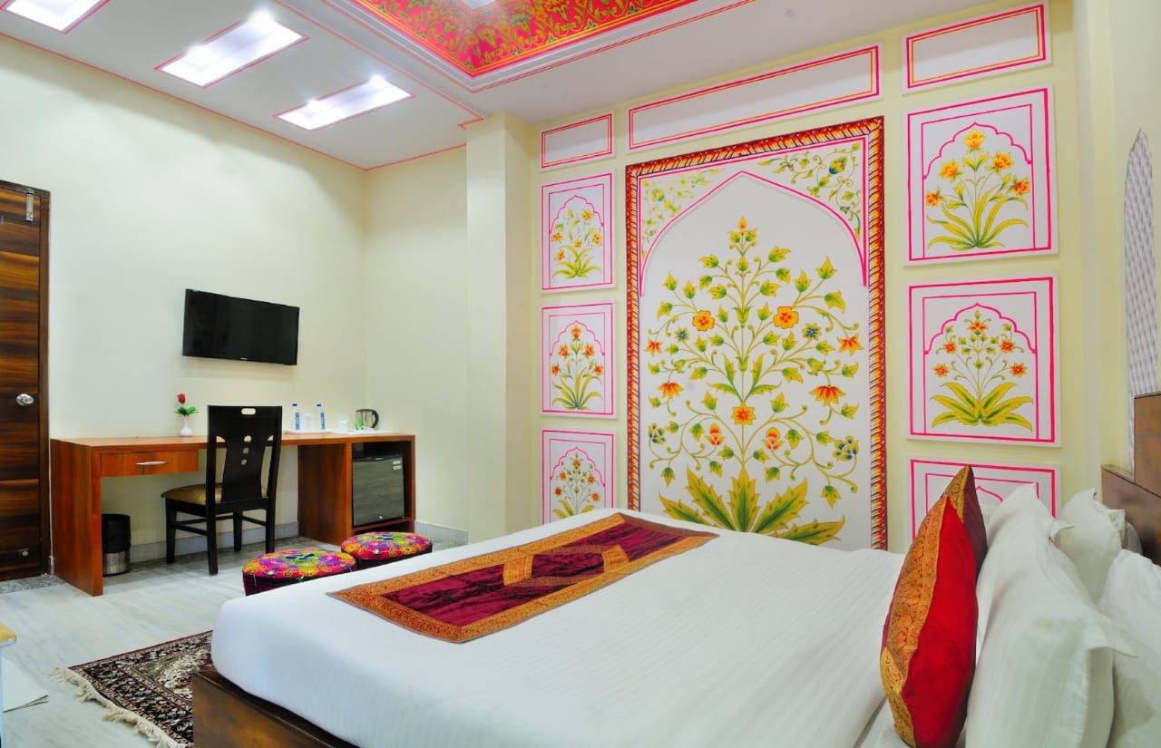 Super Deluxe Room