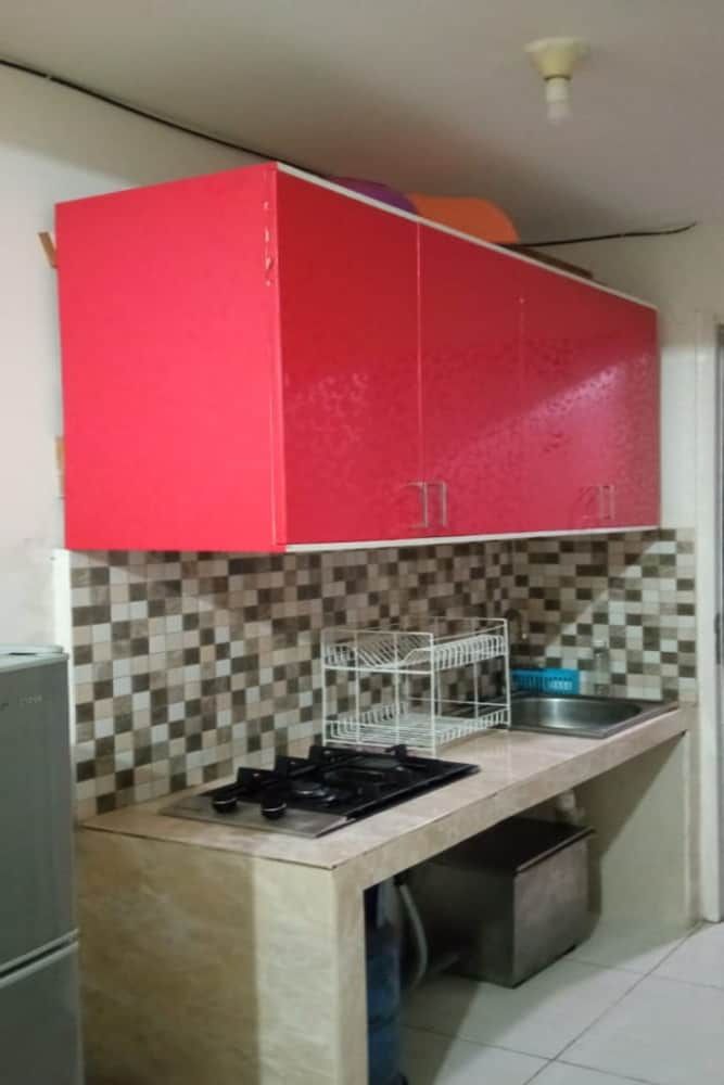 undefined Vanez Mansion @Skylounge Tamansari 10
