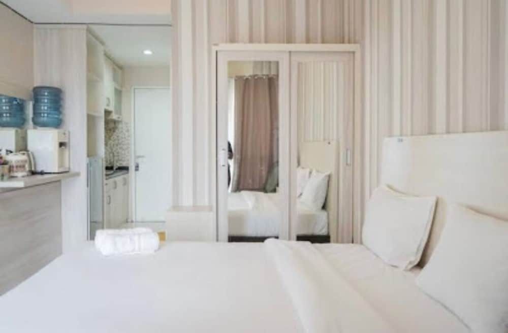 undefined Vanez Mansion @Skylounge Tamansari 6
