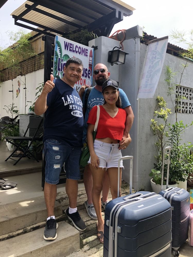 undefined Lighthouse Apartment and Guest Inn 2