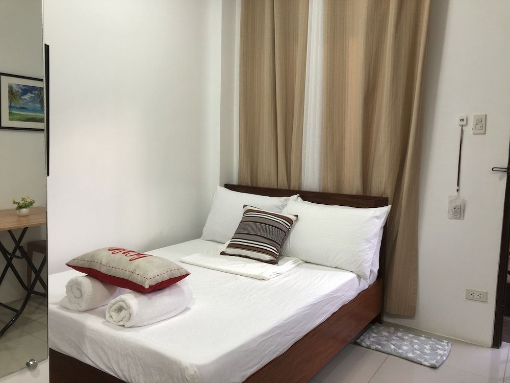 undefined Lighthouse Apartment and Guest Inn