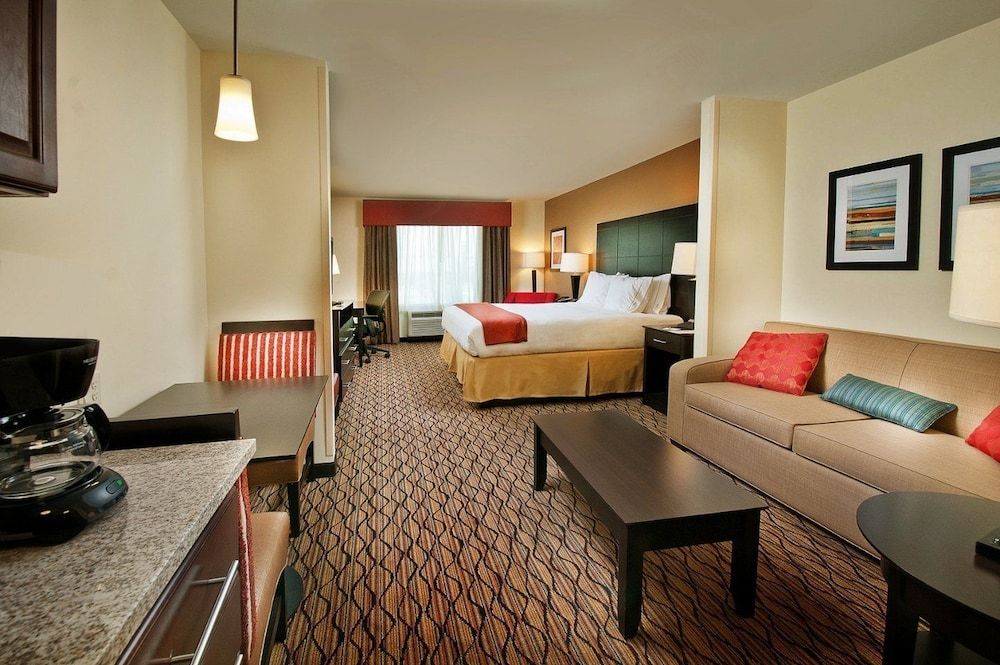Suite, Multiple Beds, Accessible (Communication)
