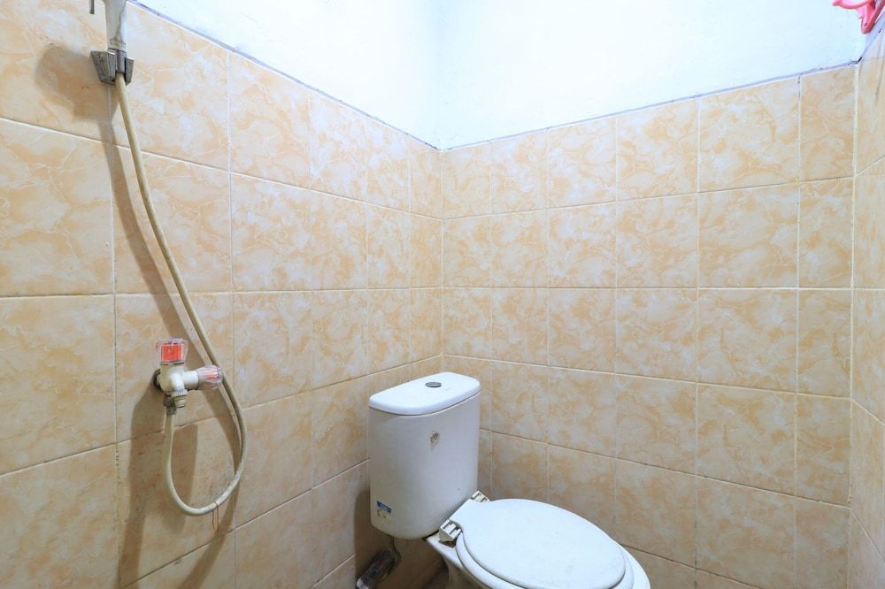 Residence Minimalis Mampang Standard Room 8