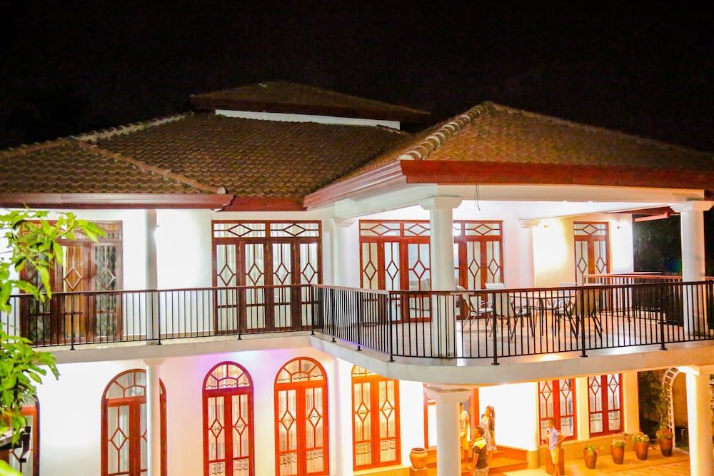 undefined Lihini Scandic 2