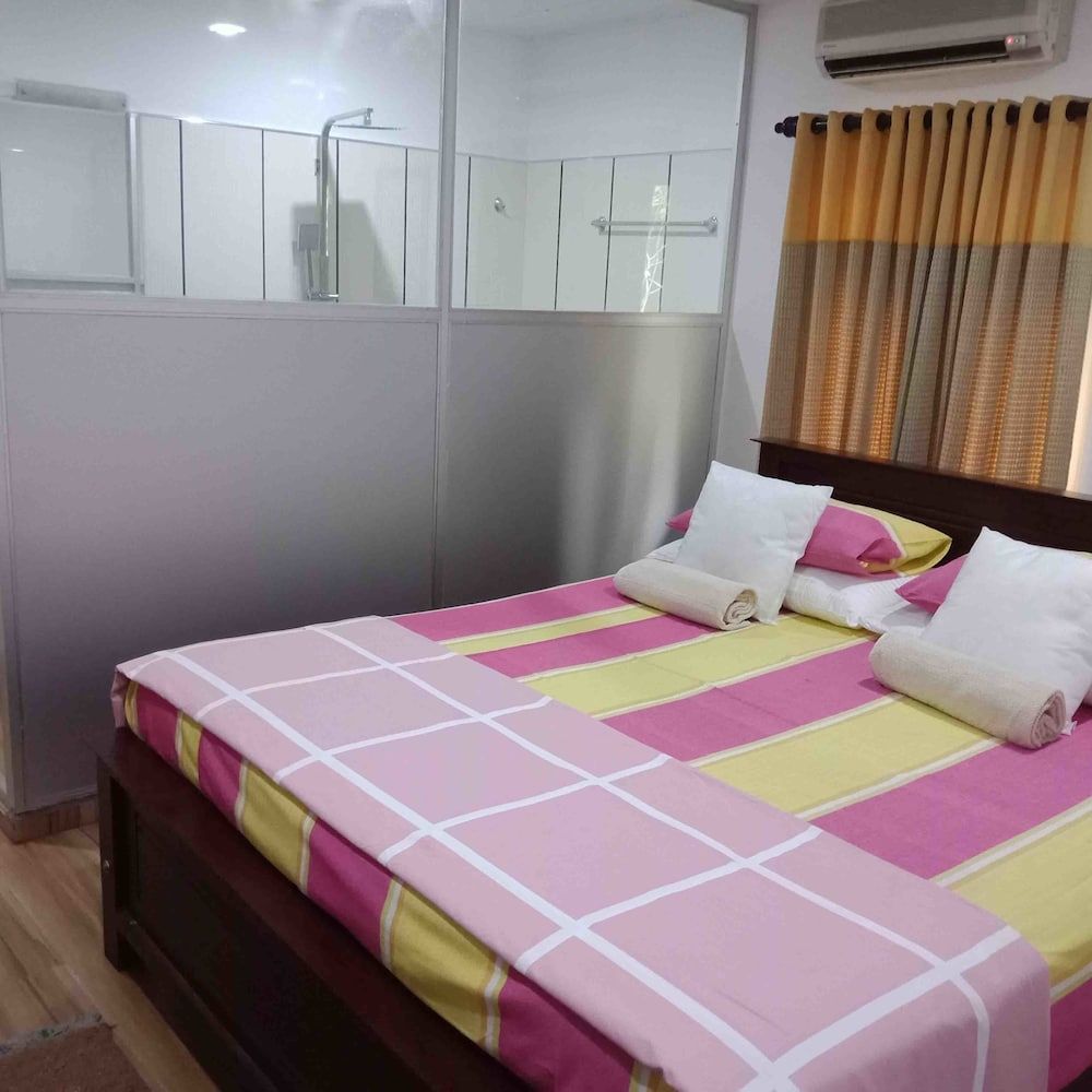 Deluxe Room, 1 Double Bed, Garden View