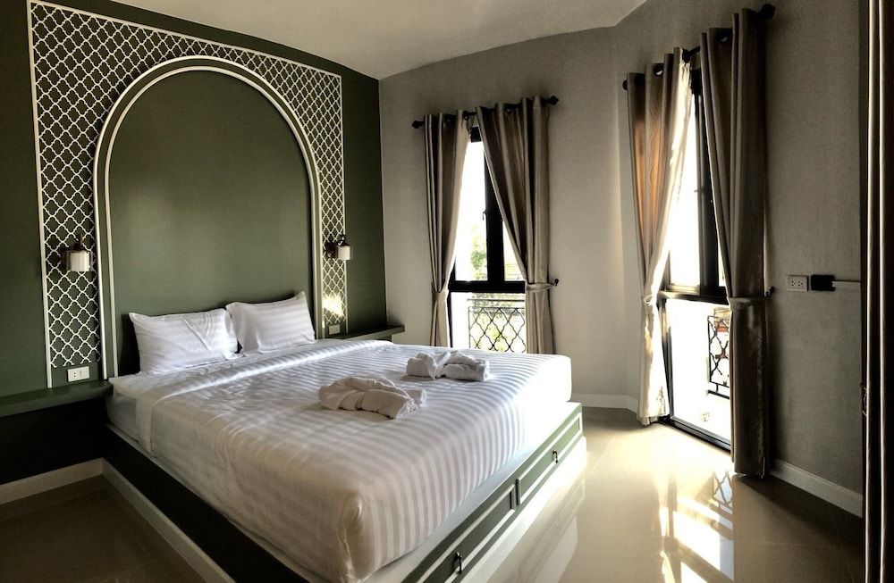 Anakin Boutique Hotel Premier Room, 1 King Bed, Non Smoking, Private Bathroom 3