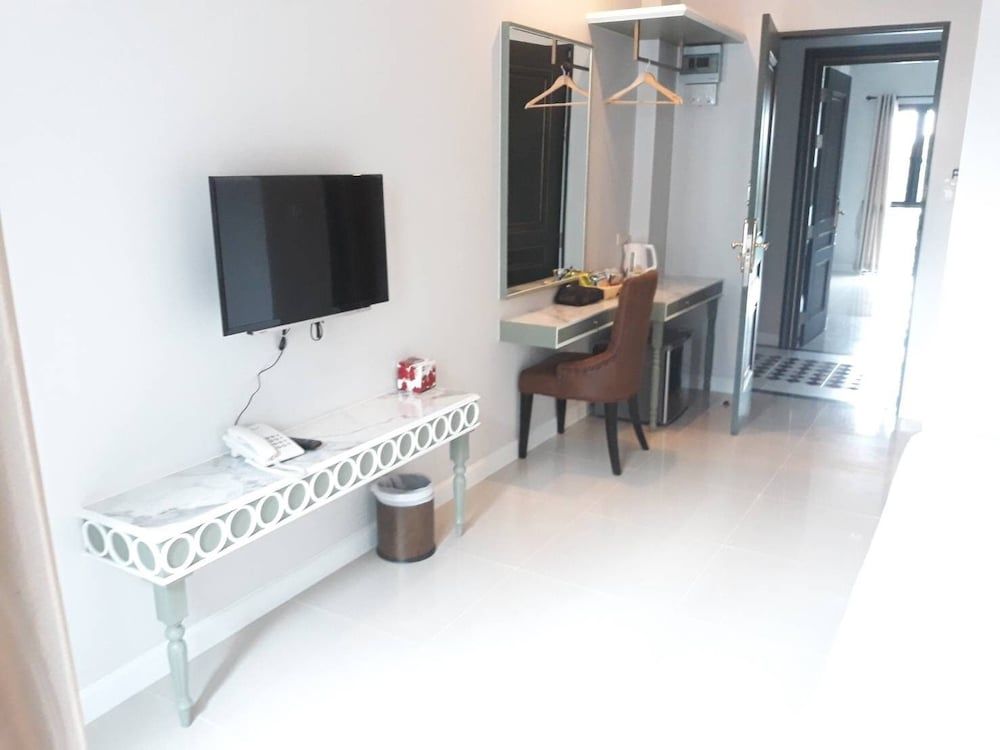 Anakin Boutique Hotel Superior Room, 1 King Bed, Non Smoking, Private Bathroom 3