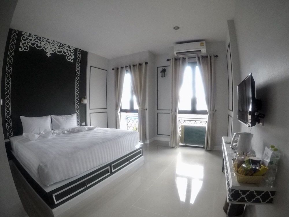 Anakin Boutique Hotel Superior Room, 1 King Bed, Non Smoking, Private Bathroom 2