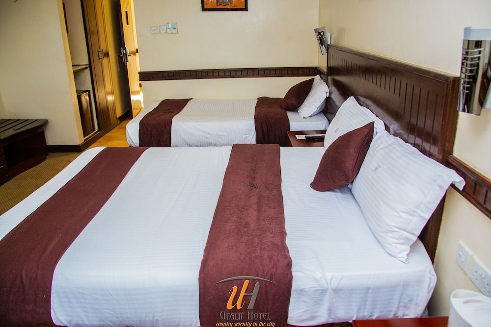 Utalii Hotel Standard Double Room 3