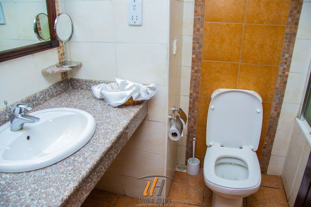 Utalii Hotel Standard Double Room 5