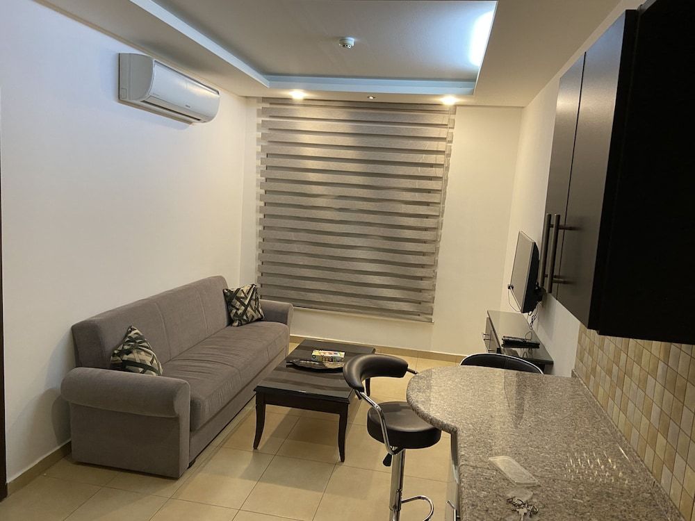 undefined 7 Days Hotel 7