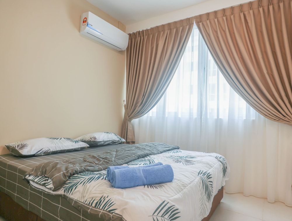 MetroCity Staycation Family Condo