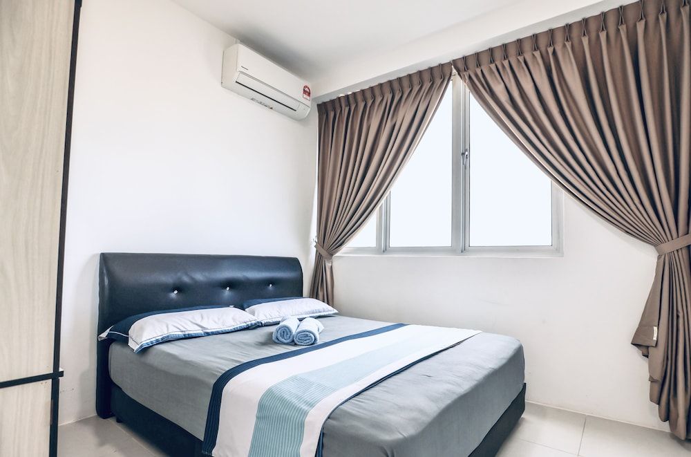 MetroCity Staycation Family Condo, Mountain View 2