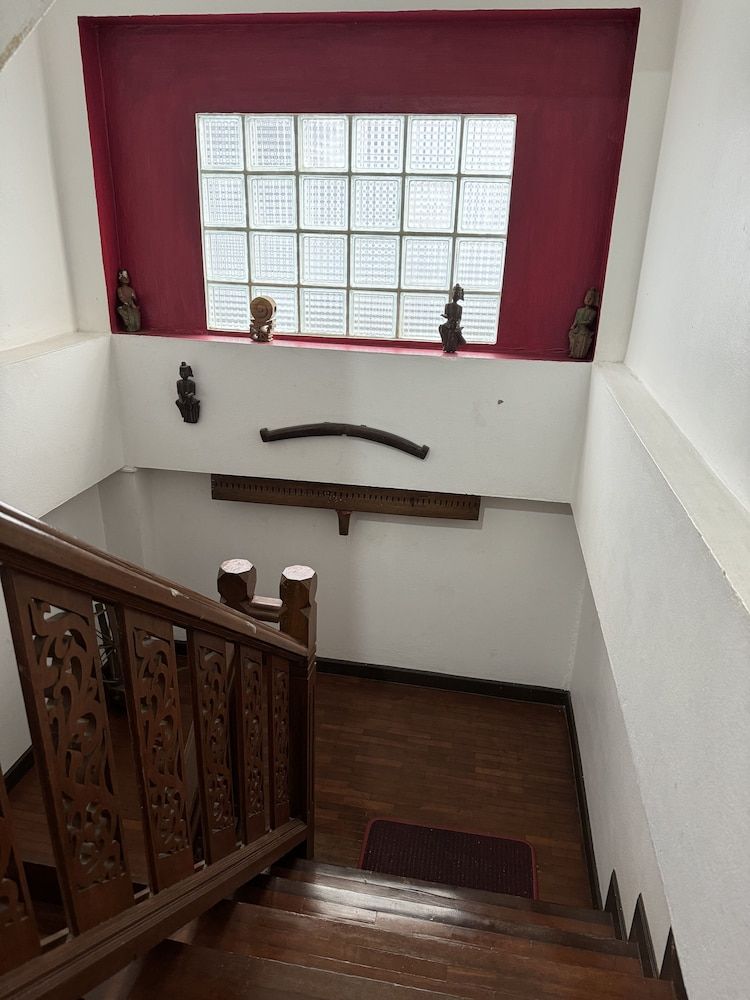 undefined Aunt & Uncle's House 8