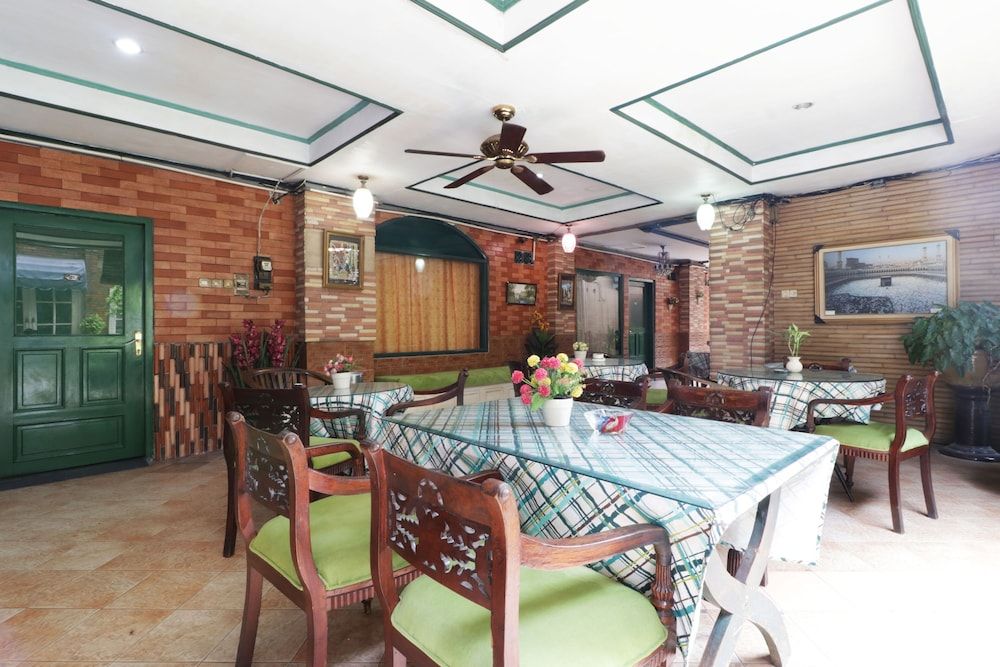undefined Hotel Alamanda 7