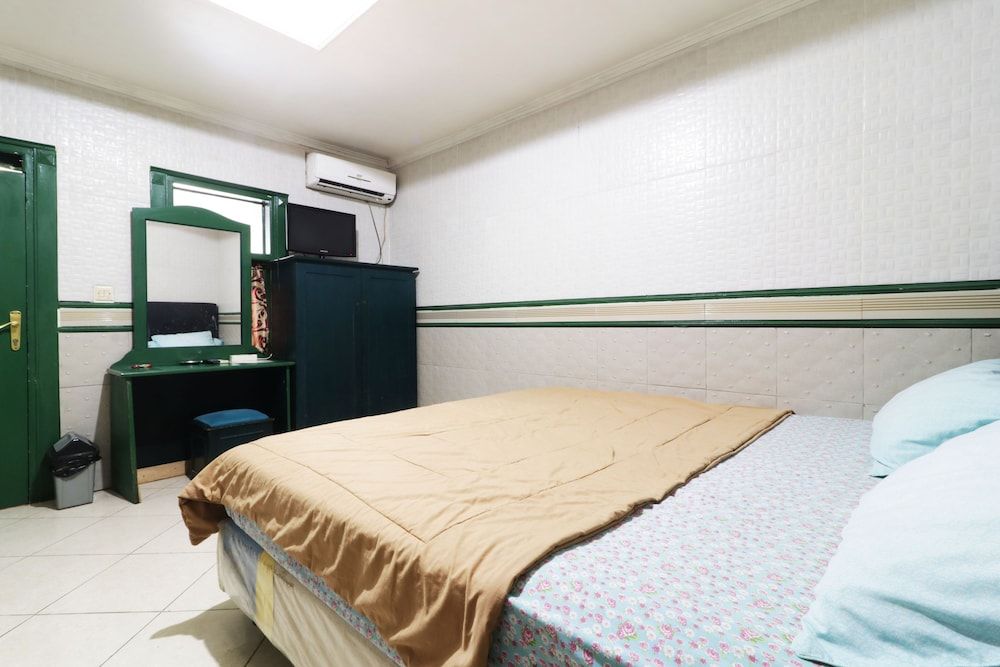 undefined Hotel Alamanda 5
