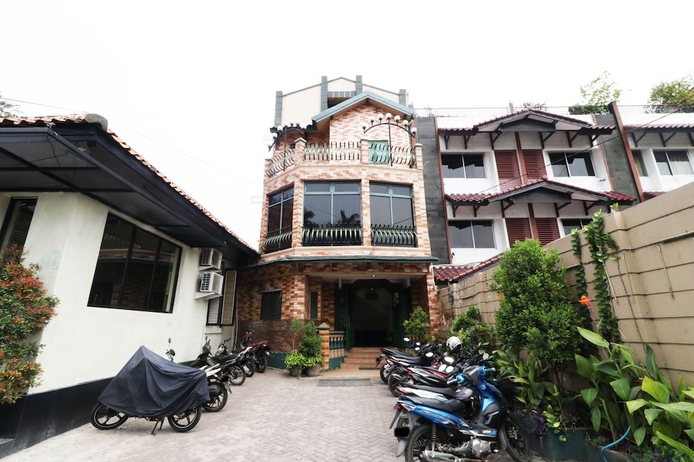 undefined Hotel Alamanda
