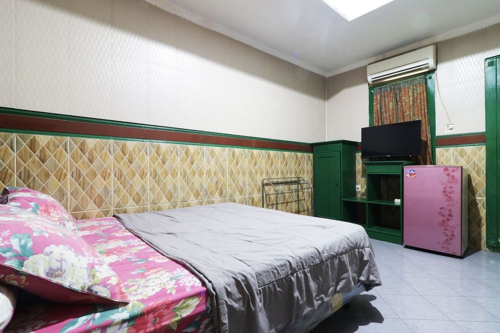 undefined Hotel Alamanda 8
