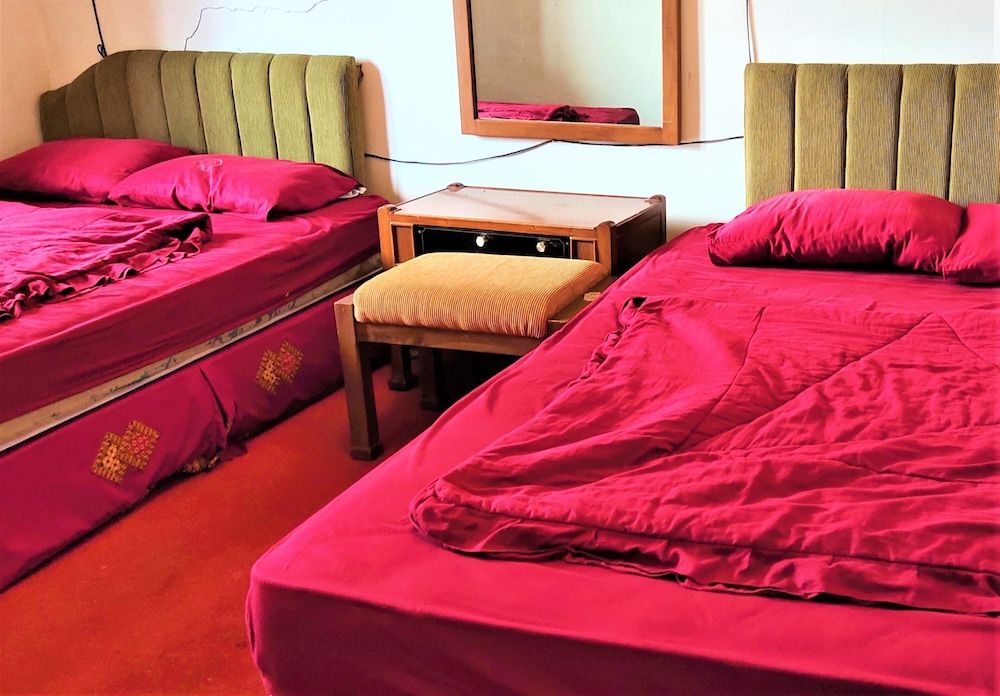 Villa Orange Lembang Pengkolan Family Room 6