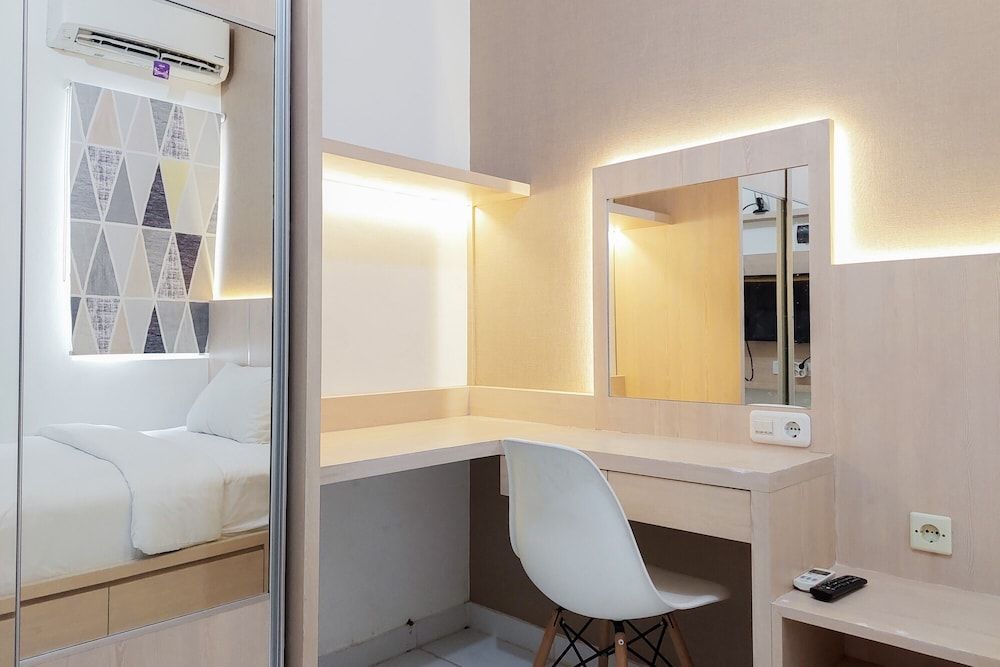undefined Cozy And Minimalist Studio (No Kitchen) At Aeropolis Apartment 10