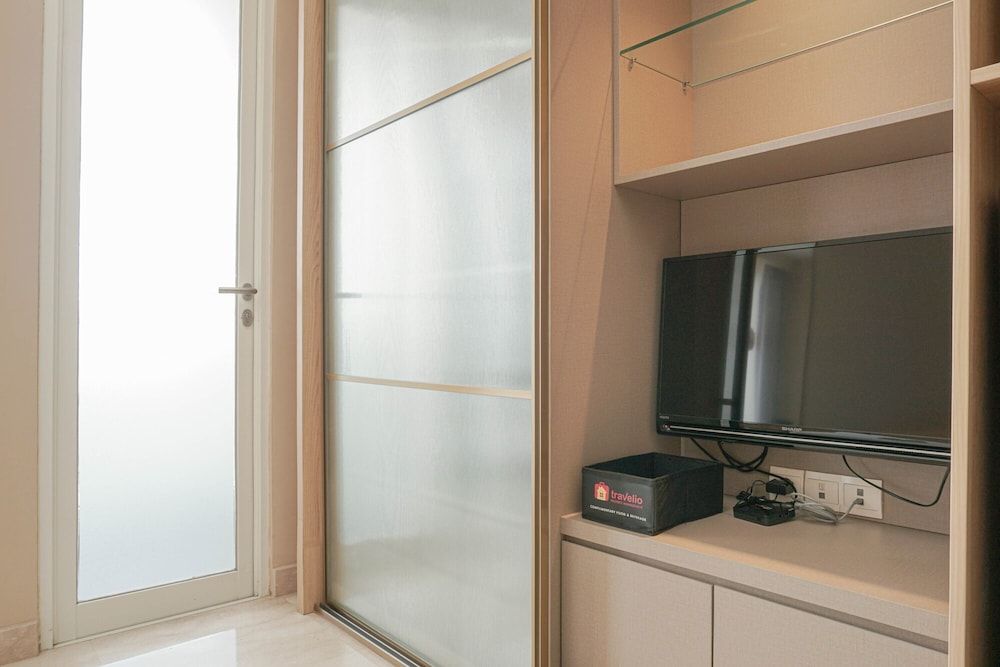 Fabulous Menteng Park Studio Apartment Apartment, Non Smoking, Kitchenette 11