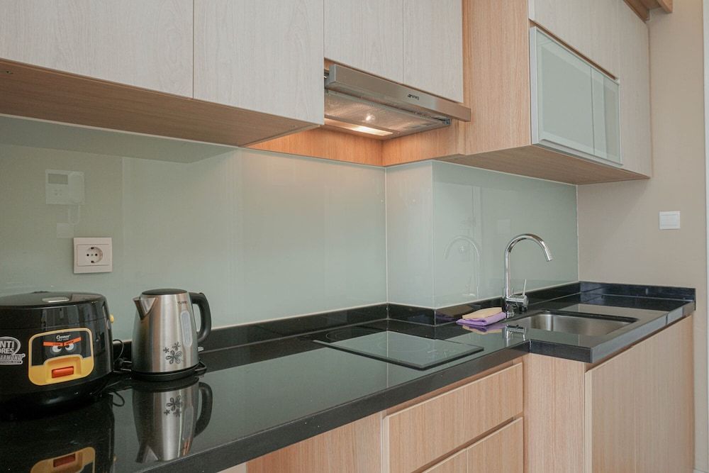 Fabulous Menteng Park Studio Apartment Apartment, Non Smoking, Kitchenette 9