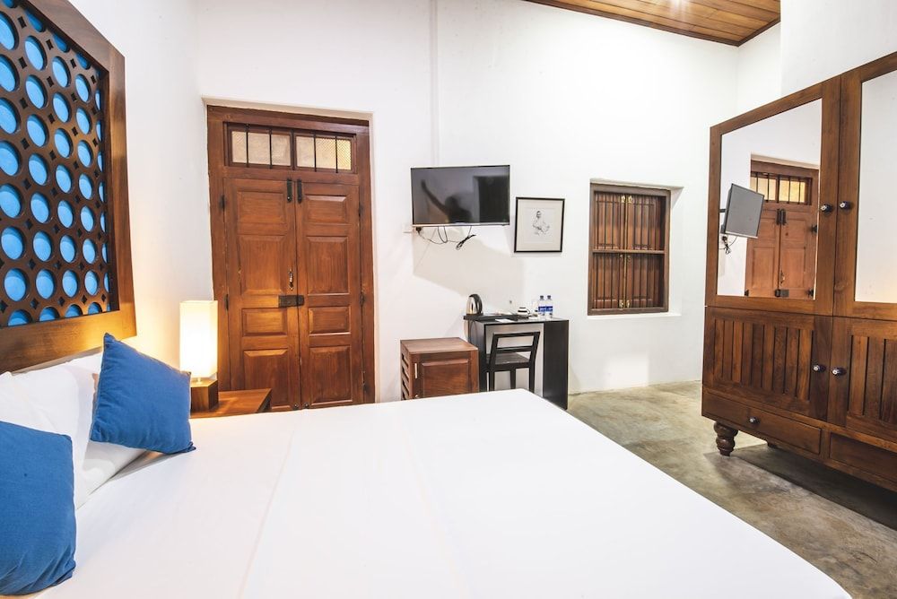 Thambu Illam Standard Room 8