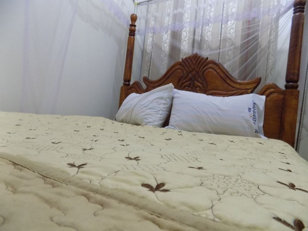 Japs Motel Mbarara Double Room 8
