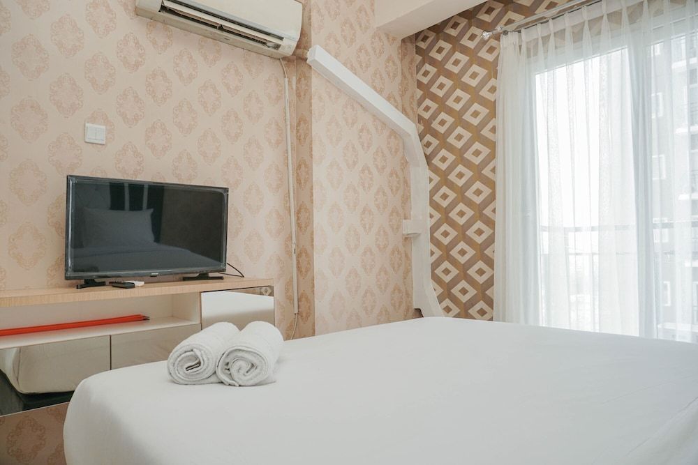 undefined Strategic and Simply Studio Sunter Park View Apartment 9