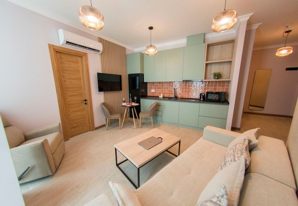 undefined Season Suite Apart-Hotel 3