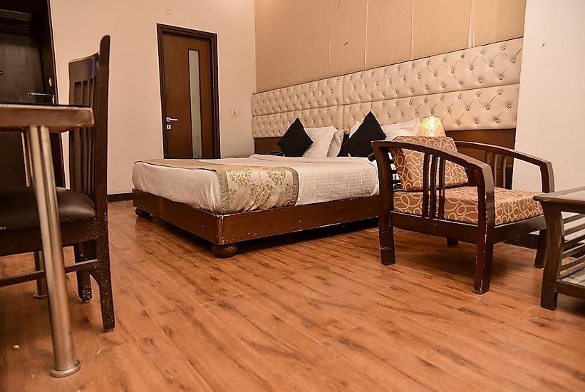 undefined Hotel Park Well 5