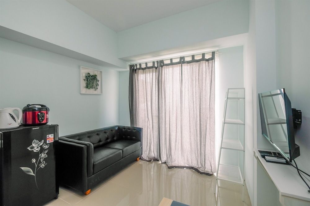 Cozy Stay 2BR Tamansari Mahogany Apartment Room 14