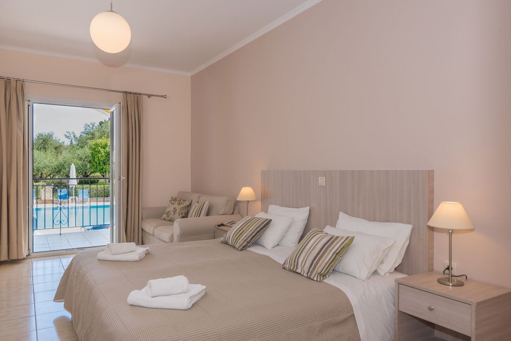 Double or Twin Room, Pool View