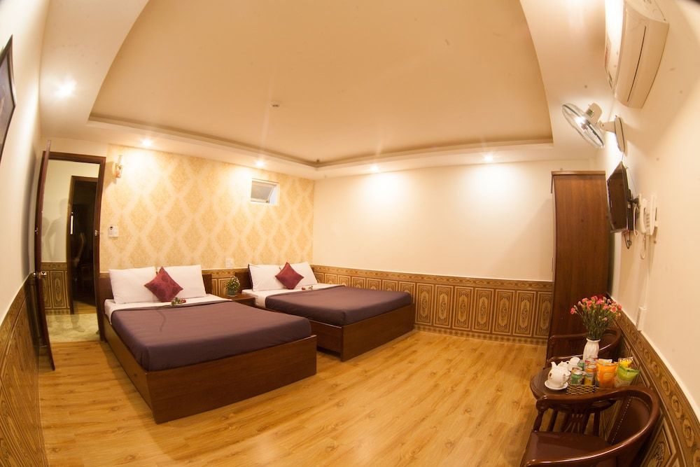 undefined HD Group Hotel 2 4