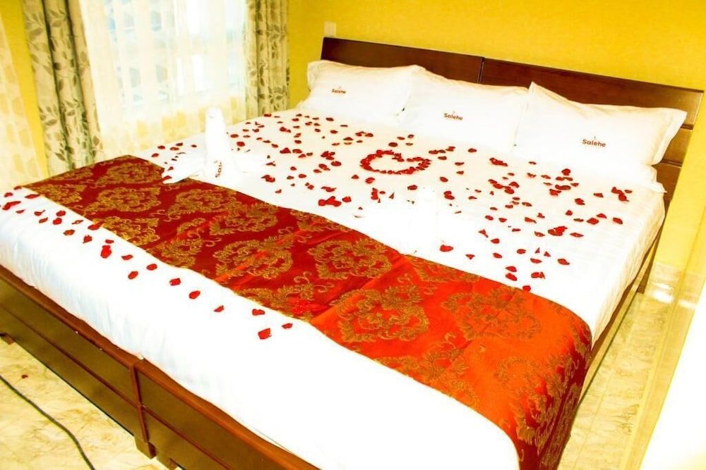 undefined Salehe Safaris Hotel 7