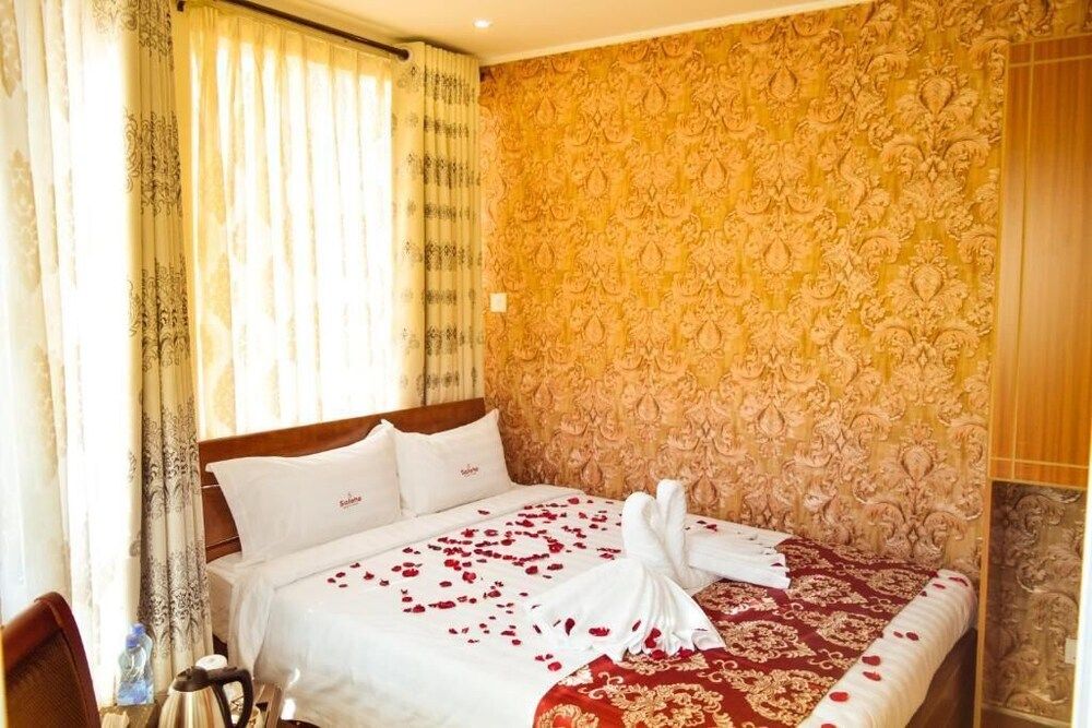 undefined Salehe Safaris Hotel 6