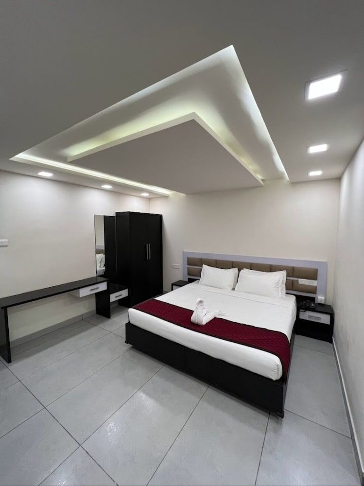 Clarks Inn Express Sirkazhi Standard Room, 1 Queen Bed