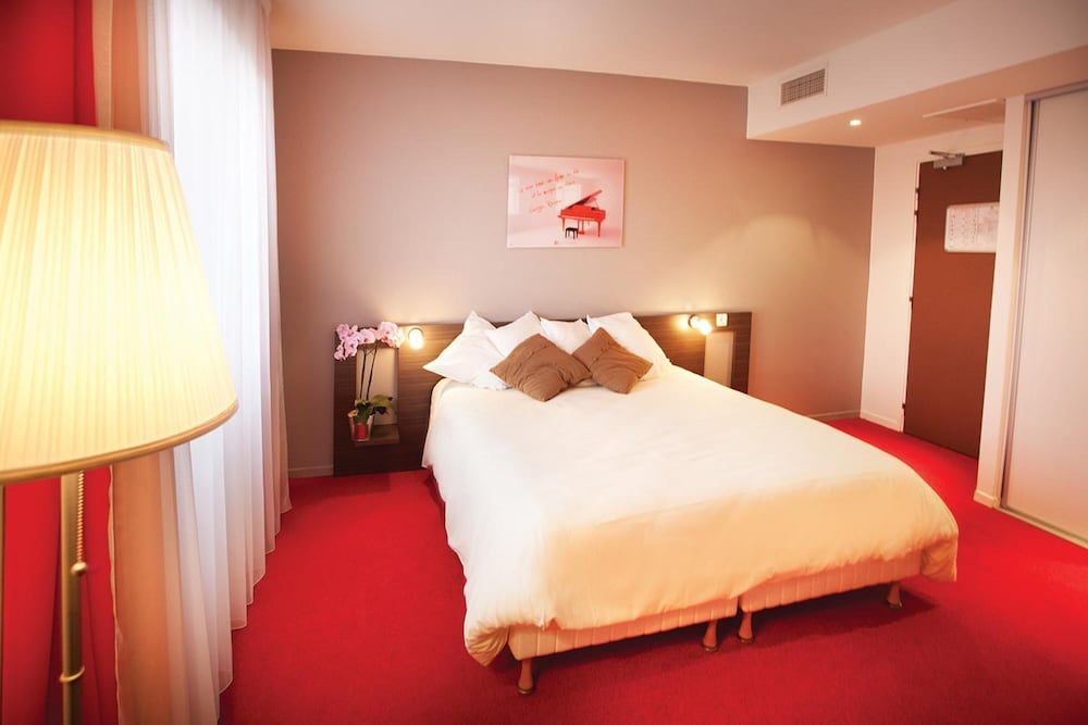 Hôtel Le Cousture Double Room 4