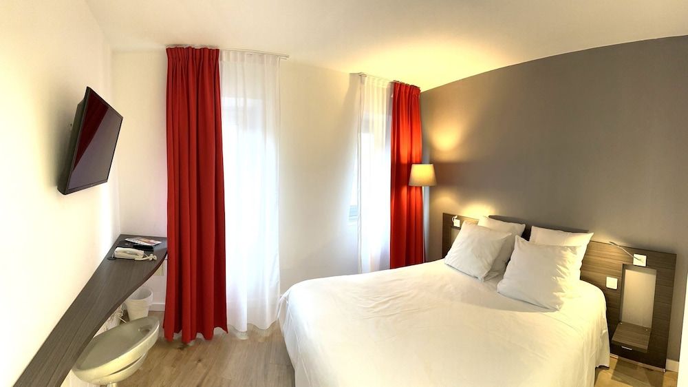 Hôtel Le Cousture Double Room 2