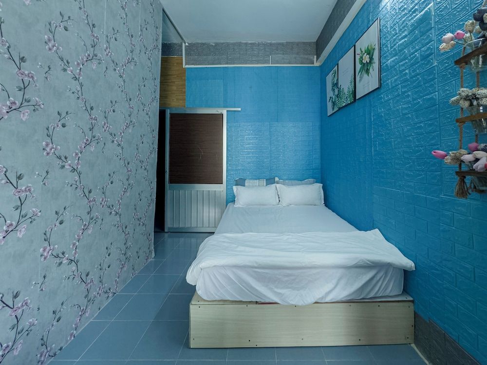 Bui Hostel Double Bed with Outside Bathroom 2