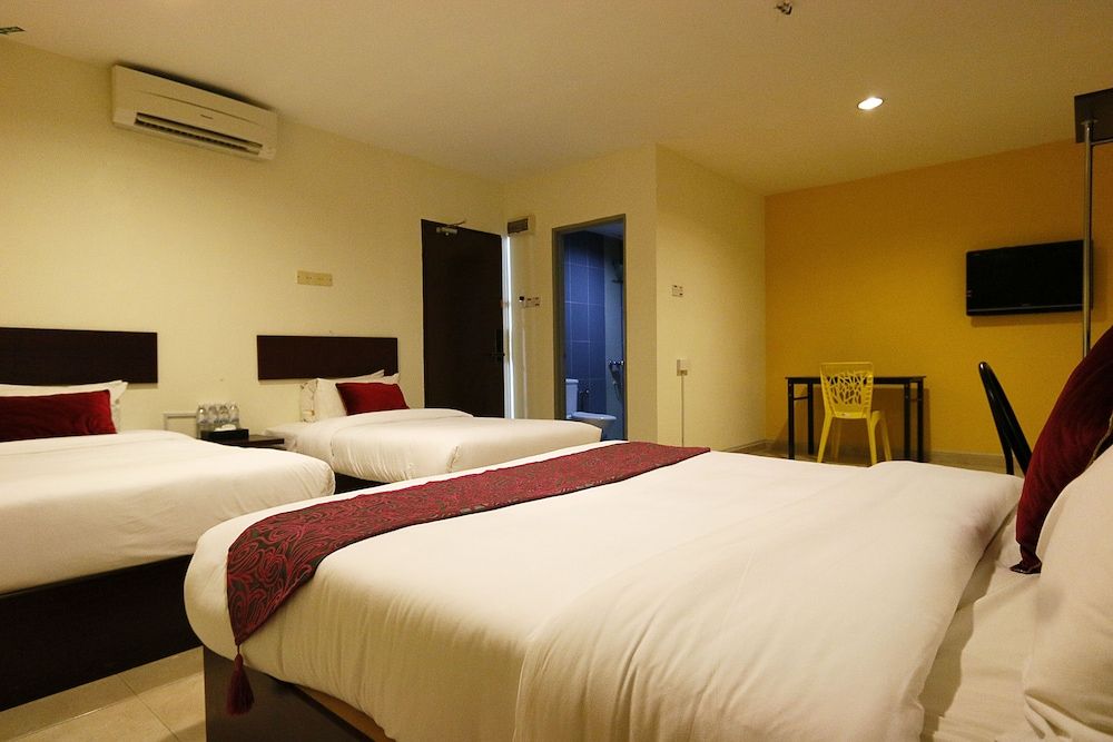 Standard Quadruple Room
