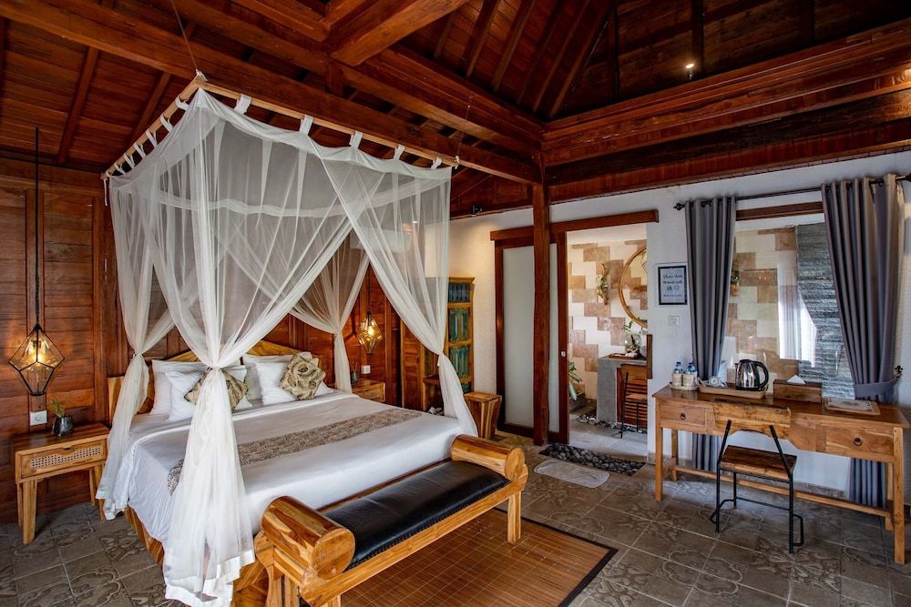 One Bedroom with Private Pool