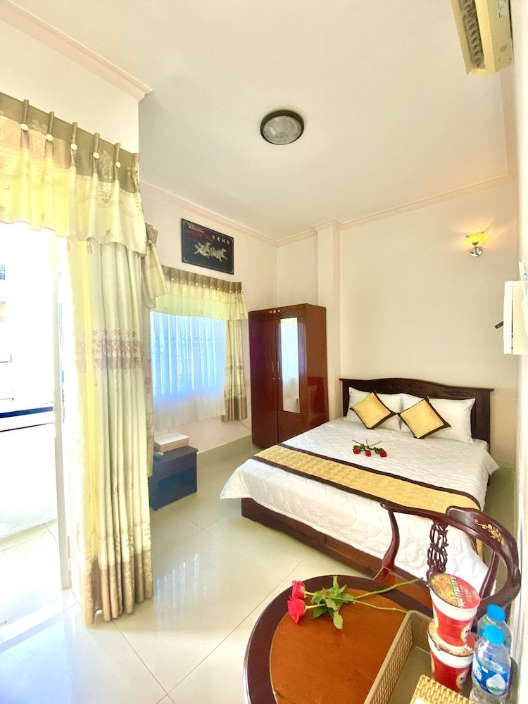 undefined Nama Hotel 2